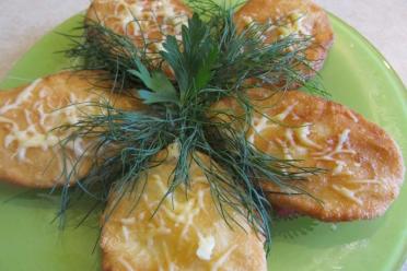 Easy Georgian Cornmeal Mchadi: A Must-Try Side Dish