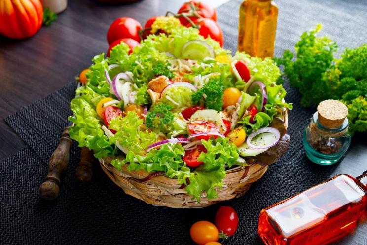 Chicken Cucumber Tomato Salad