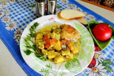 Slow Cooker Chicken and Zucchini Delight