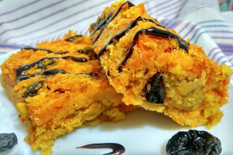 Prune-Carrot Casserole Delight