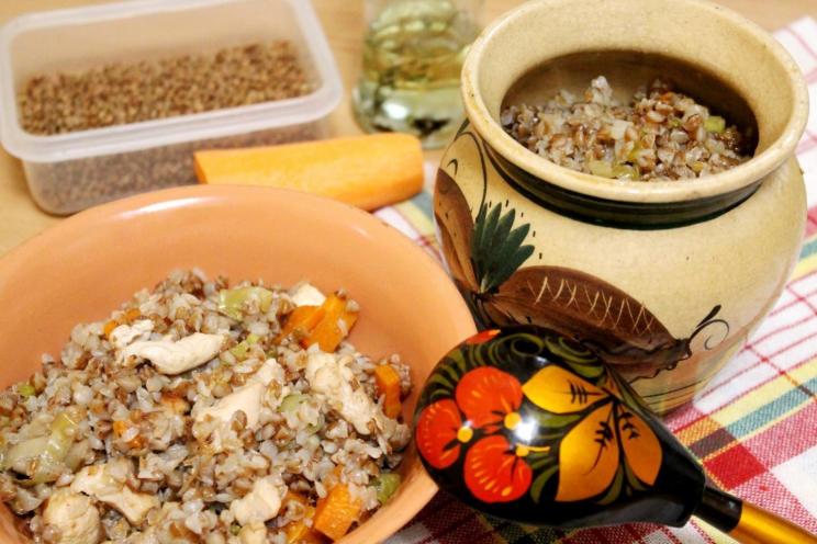 Hearty Chicken and Buckwheat Pot
