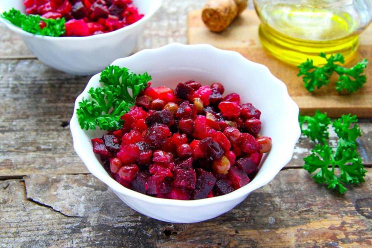 Classic Vinaigrette Salad (No Cabbage)