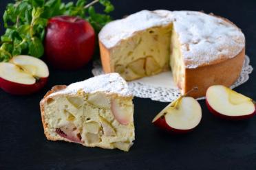 Classic Oven-Baked Apple Charlotte