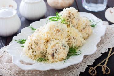 Chicken and Mushroom "Raffaello" Salad