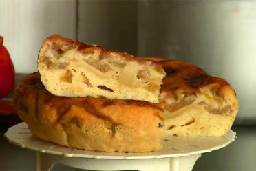 Slow Cooker Apple Charlotte Recipe