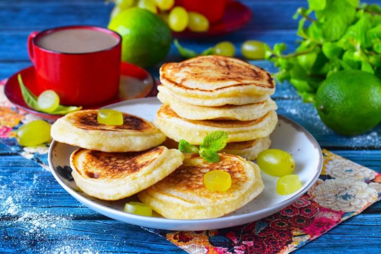 Quick & Fluffy Eggless Milk Pancakes