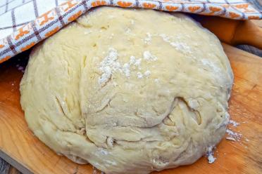 Easy Universal Yeast Bun Dough