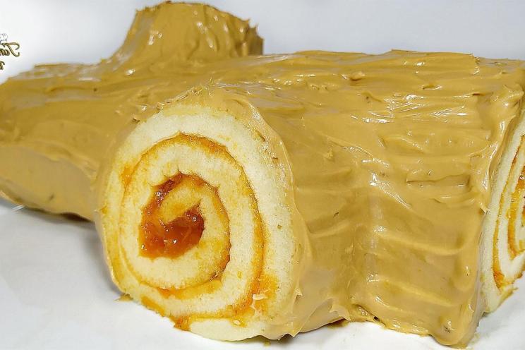 Enchanting Holiday Yule Log