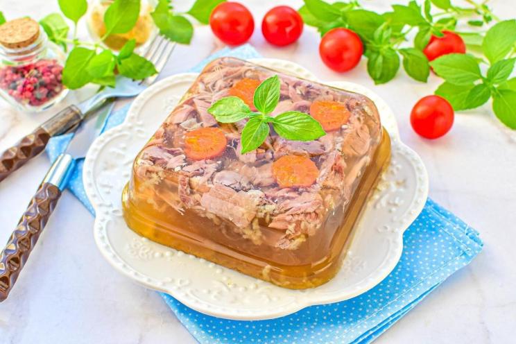 Jellied Pork Knuckle: A Perfect Make-Ahead Snack