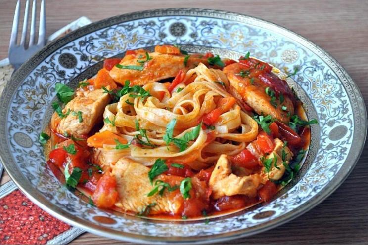 Delicious Chicken Lagman for Hearty Lunch