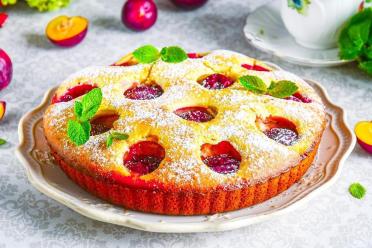 Plum Kefir Jellied Pie
