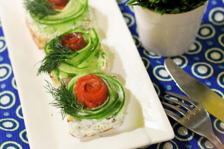 Elegant Salmon and Cheese Rosette Sandwiches
