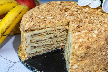 Quick and Delicious Banana Buttercream Napoleon Cake