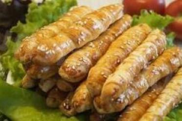 Ham & Sesame Puff Pastry Sticks