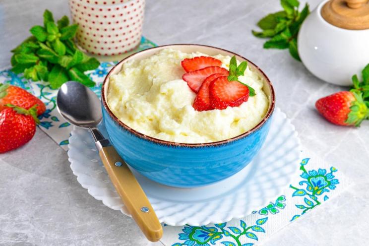 Creamy Semolina Porridge for Breakfast Creamy Semolina Porridge for Breakfast