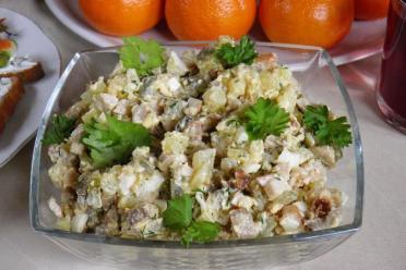 Chicken and Mushroom Boyarsky Salad