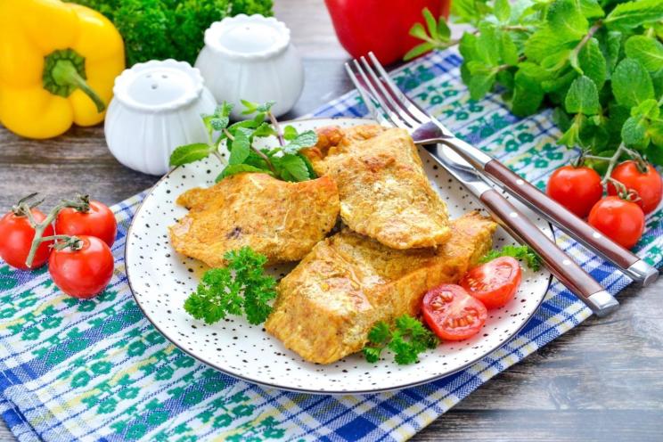 Juicy Oven-Baked Turkey Fillet in Foil