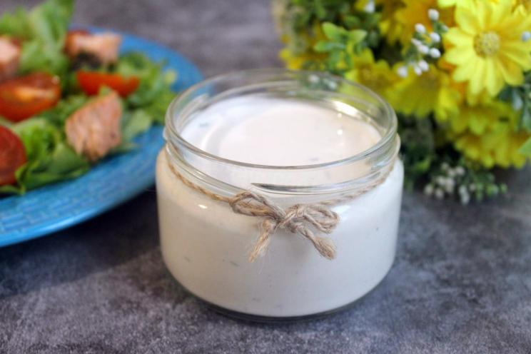 Healthy Vegetable Salad Yogurt Dressing
