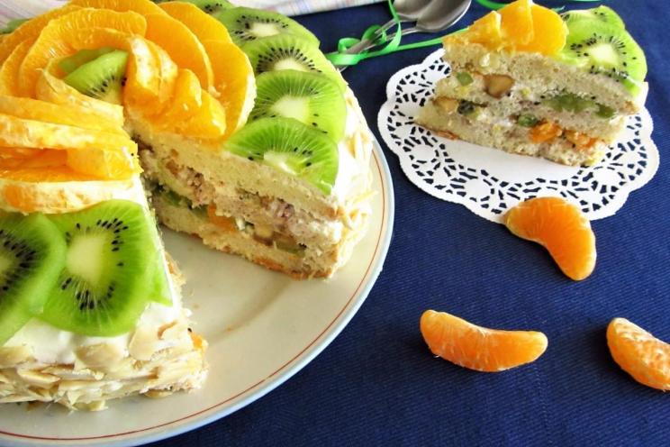 Fruit-Filled Sponge Cake