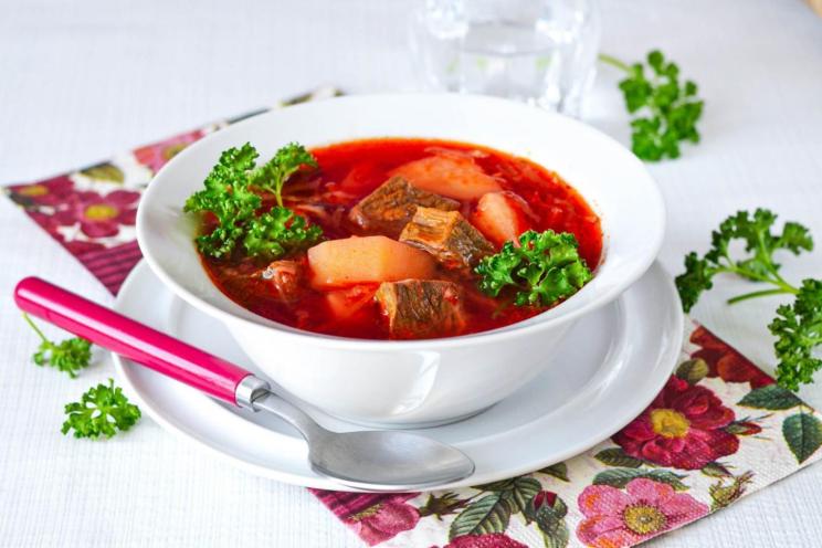 Bright and Flavorful Beef Borscht Recipe
