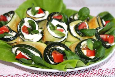 Tomato & Cheese Stuffed Zucchini Rolls