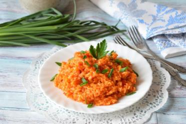 Tomato-Infused Rice Delight
