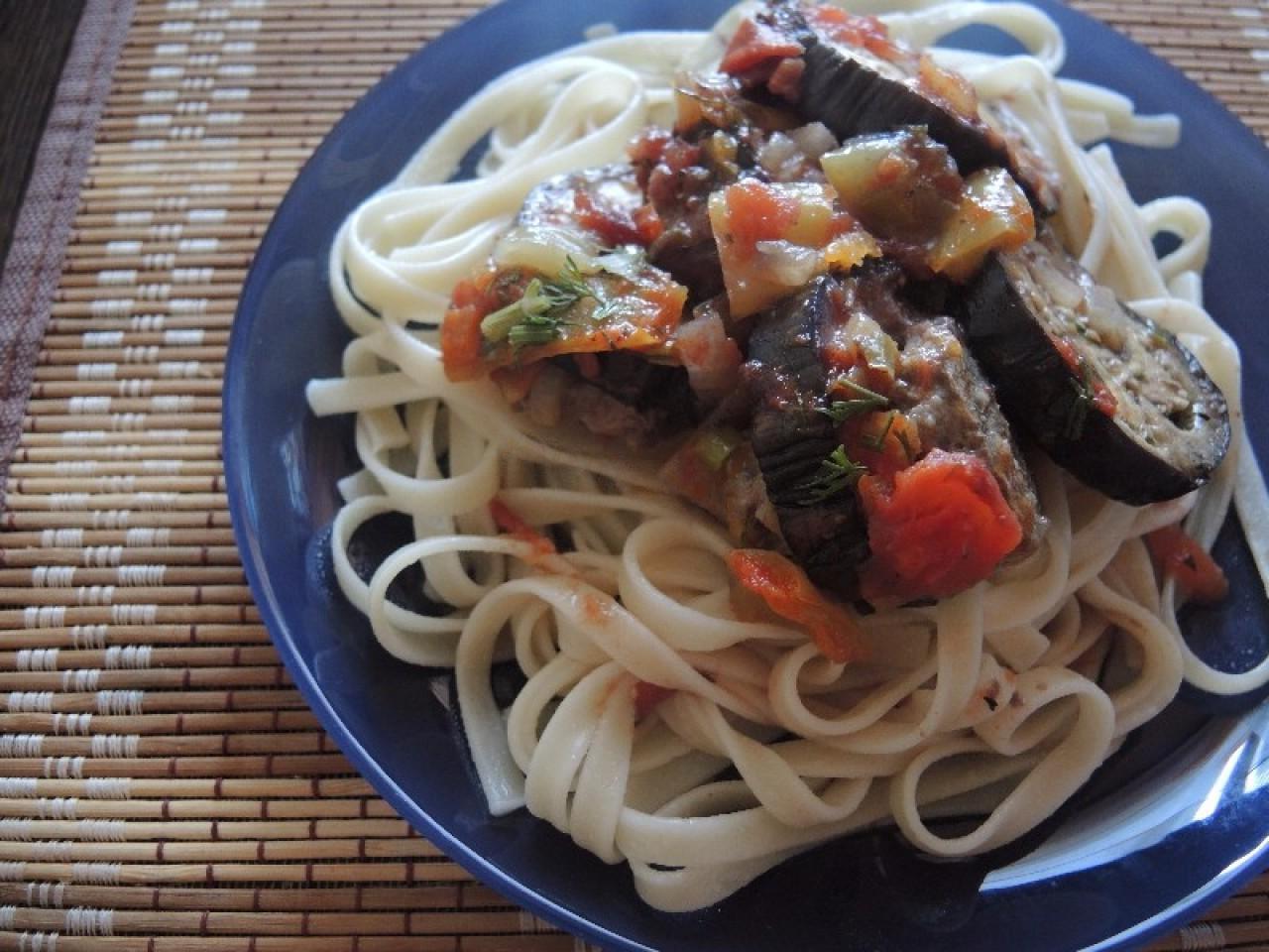 Baked Eggplant, Veggies & Minced Beef Casserole Baked Eggplant, Veggies & Minced Beef Casserole