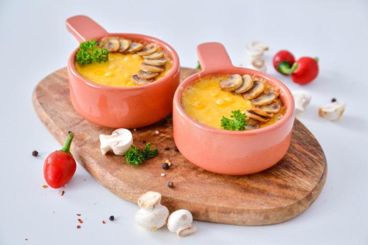 Chicken & Mushroom Julienne: Baked Creamy Delight