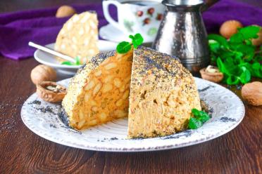Easy No-Bake Cookie Cake with Condensed Milk