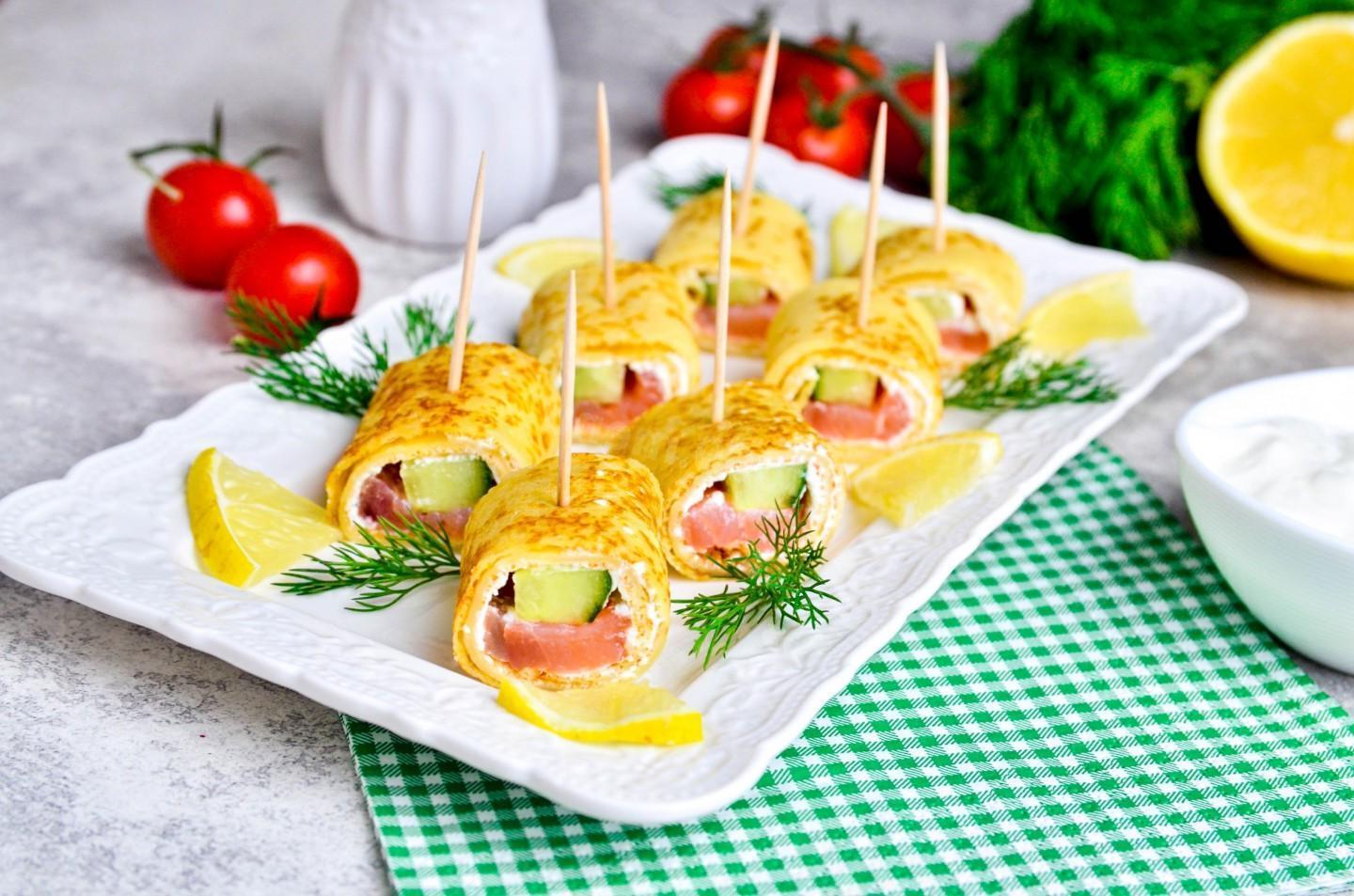 Stuffed Pancake Rolls