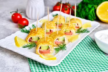 Stuffed Pancake Rolls