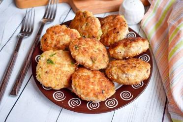 Tender Herbal Chicken Cutlets