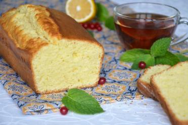 Sour Cream Mannik: A Milk-Free Delight
