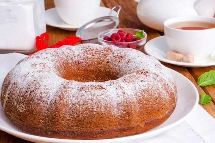 Kefir Gingerbread with Jam: Perfect for Tea Time Kefir Gingerbread with Jam: Perfect for Tea Time