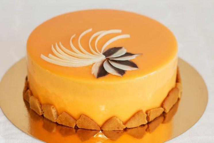 Mirror Glaze Honey Mousse Cake Mirror Glaze Honey Mousse Cake