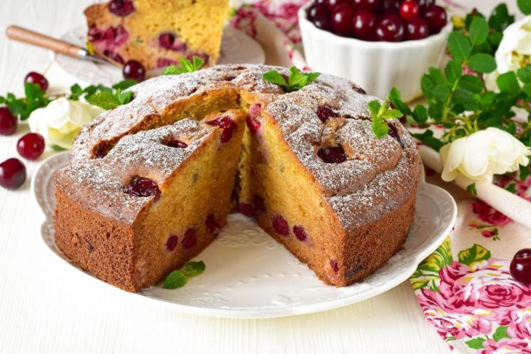 Easy Oven-Baked Cherry Pie