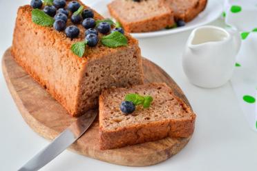 Quick & Tasty Jam-Kefir Cupcakes
