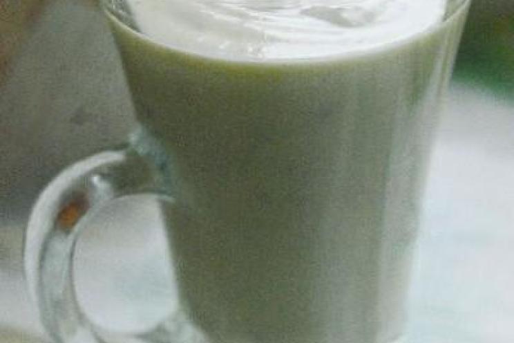 Creamy Fruit Smoothie Delight