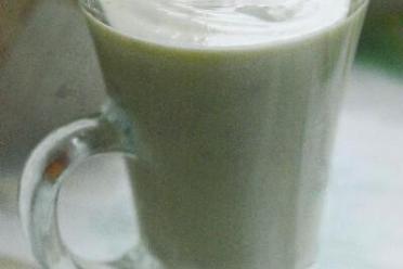 Creamy Fruit Smoothie Delight