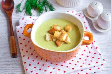 Creamy Chicken Broth Soup