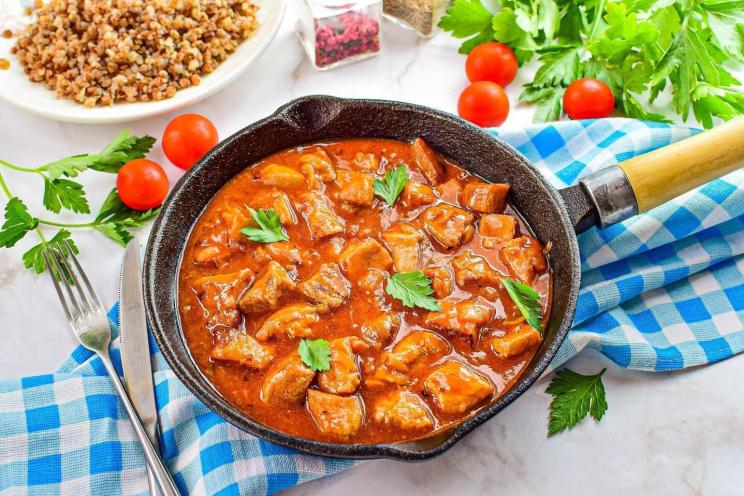 Hearty Meat Gravy for Buckwheat