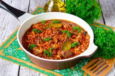 Quick & Juicy Pan-Fried Cabbage Stew