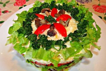 Lenten Mushroom and Tomato Layered Salad