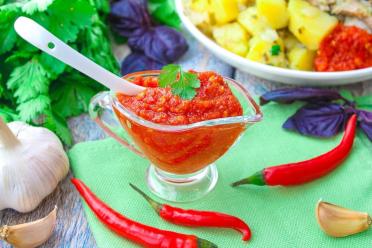 Spice Up Your Dishes with Quick Hot Chili Sauce