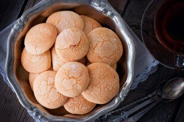 Lemon-Kissed Leningrad Cookies