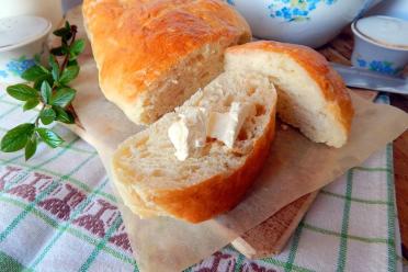 Homemade Oven-Baked Yeast Bread