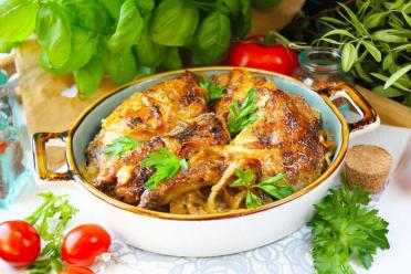 Oven-Baked Rabbit in Sour Cream