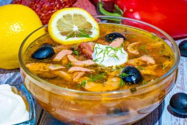 Classic Meat Solyanka with Smoked Sausages