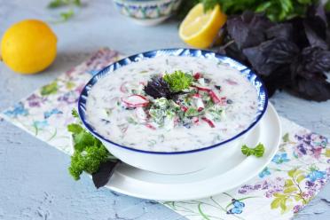 Refreshing Uzbek Chalop: A Summer Delight