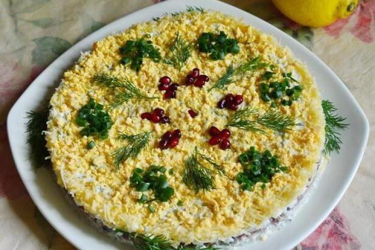 Cod Liver Salad with Cheese and Rice Layers Cod Liver Salad with Cheese and Rice Layers